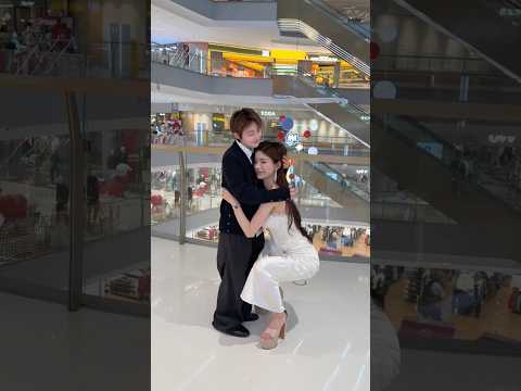 The Secret to Love for Short Guys thumbnail