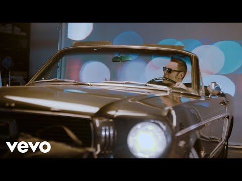Tiziano Ferro - E Ti Vengo A Cercare thumbnail