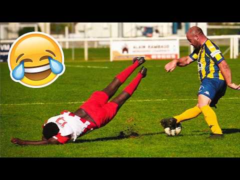 AMATEUR FOOTBALL FUNNIEST MOMENTS thumbnail