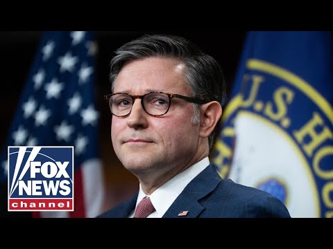 Anti-ICE rioter allegedly BITES federal agent: 'STUNNING' thumbnail