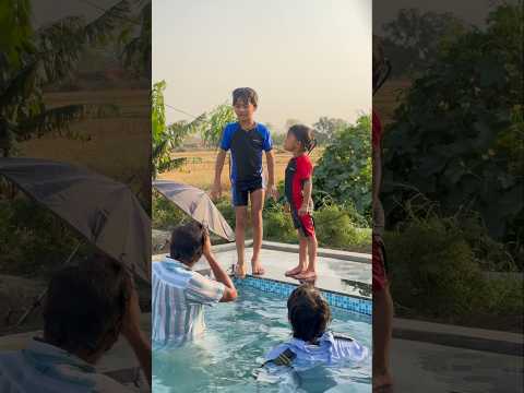 Badmash bacchon ne swimming pool me gira diya ? thumbnail