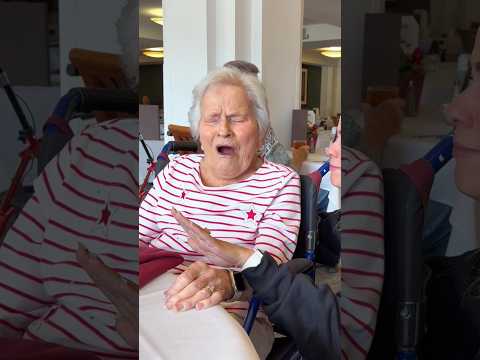 SURPRISING my 92 year old grandma that I’m engaged 😭 thumbnail