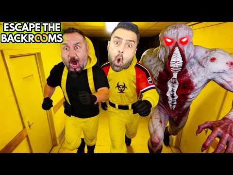 KARNI YARIK YARATIK PEŞİMİZDE! ÜMİDİ İLE ESCAPE THE BACKROOMS OYNUYORUZ bölüm 2 thumbnail