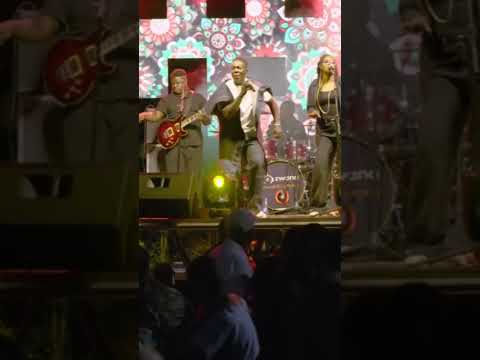 "Se" live at the first edition of the S.O.B.E. thumbnail