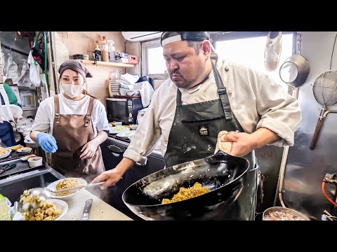 【今年最も見られた特集】なぜここに行列！？廃れた市場にポツンと残る“爆盛り中華”がヤバすぎた。 thumbnail