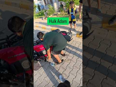 Eski videodur #kaza #motorcycle #motovlog thumbnail