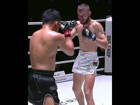 TOTALLY WILD ? Catch Yodphupa take on Samingdam at ONE Friday Fights 154! thumbnail