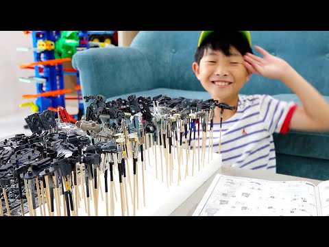 Yejun Learns How to Build Gundam Robot Toy for Kids thumbnail