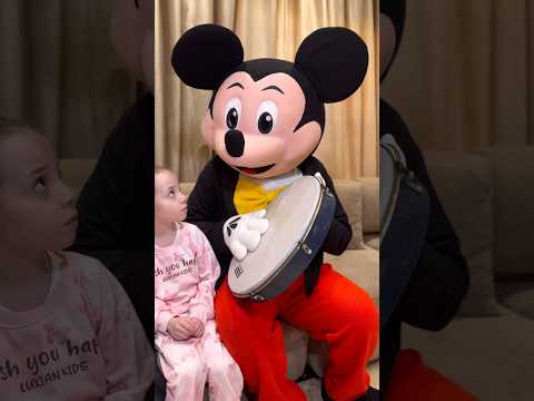 طبلة العجائب 😂 thumbnail