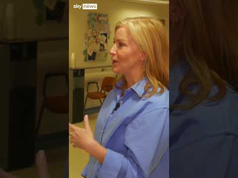 Lead midwife 'heartbroken' over state of UK maternity care thumbnail