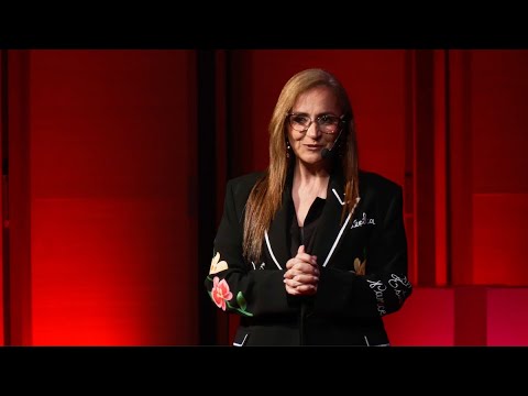 Si los estudiantes están desmotivados, ¿qué pasa con los profes? | Profe Mónica | TEDxBucaramanga thumbnail