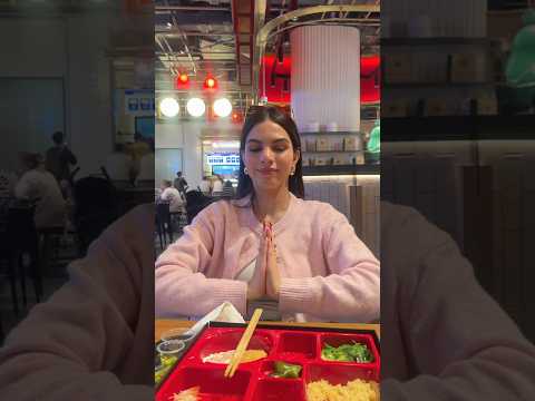 Shopping in Dubai?️ part2 thumbnail