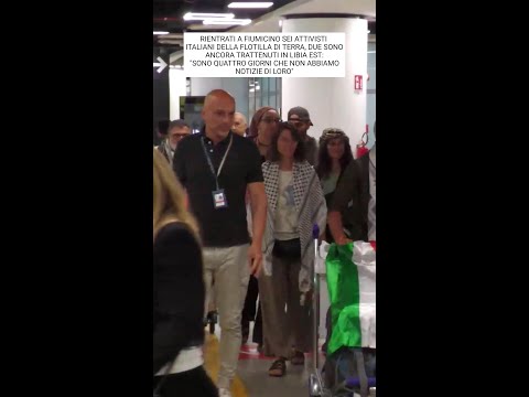 Flotilla di terra, a Roma 6 italiani ma 2 ancora trattenuti in Libia Est: “Duro lasciarli indietro” thumbnail