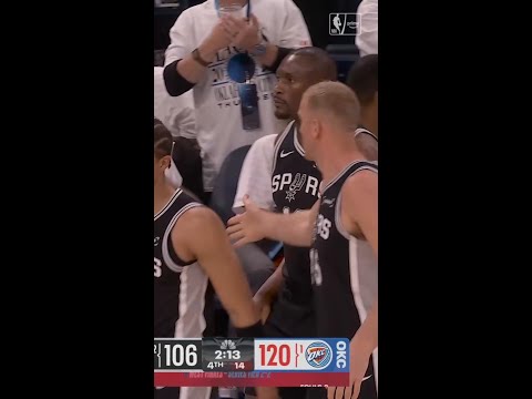 ¿Qué les dijo Wemby a Biyombo y Plumlee? thumbnail