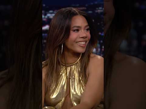 Things go off the rails when #ReginaHall asks Jimmy if he would give up sex, love, or money 🤣 thumbnail