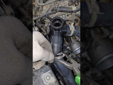 radiator pipe clamp installation trick #carmaintenance #automotive thumbnail