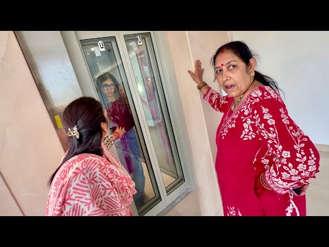 Avantika Lift Mein Faas Gayi 😲 thumbnail