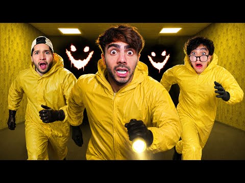ENTRÉ A LOS BACKROOMS CON CARLITOS Y PARCE thumbnail