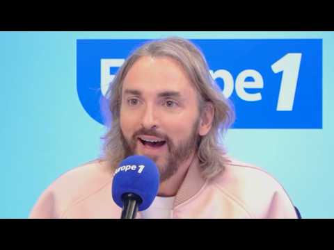 "J’ai tout fait pour ne pas qu’on me reconnaisse dans Mask Singer" (Christophe Willem) thumbnail