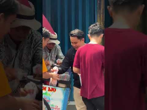 Bantu jual es sumsum ijo pak Gusti thumbnail