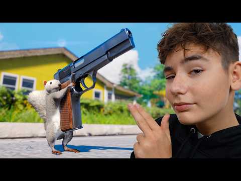 JE SUIS DEVENU UN ÉCUREUIL ! (Squirrel with a Gun Obby Roblox) thumbnail