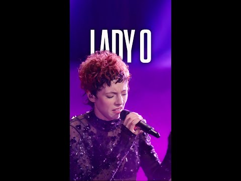 Lors de la finale, Lady O nous a livré l'une de ses compositions : "Little Me" 💿 thumbnail
