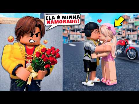 ESPIONANDO minha NAMORADA no ROBLOX RP!! thumbnail