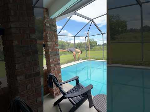 A GATOR GOT IN MY POOL. 😳 thumbnail