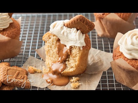 Lotus Biscoff Lava Cupcake | Emojoie ASMR cooking thumbnail
