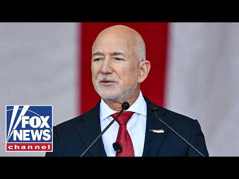 Jeff Bezos issues BOLD stance on income taxes thumbnail