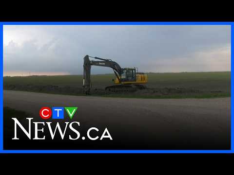 Communities declare states of emergency over dust storm thumbnail