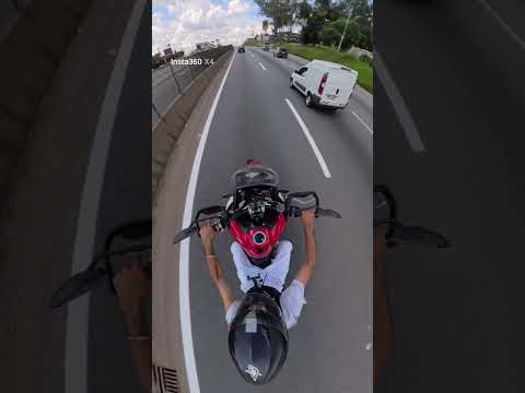 Testando a câmera com a Tiger 900 na rodovia thumbnail