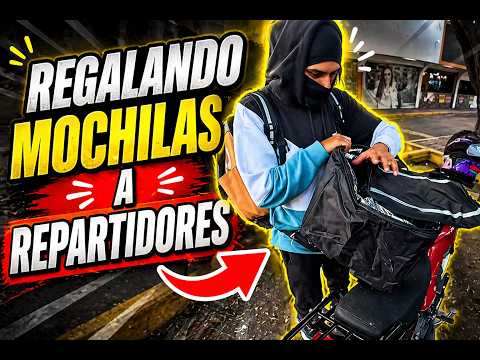 REGALANDO MOCHILAS A REPARTIDORES DE COMIDA thumbnail