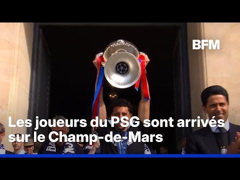 Victoire du PSG: les joueurs sont arrivés sur le Champ-de-Mars thumbnail