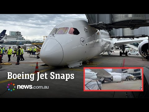Plane's nose gear collapses while parked at the gate at Frankfurt Airport thumbnail