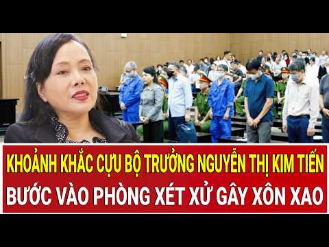 Nóng: Khoảnh khắc cựu Bộ trưởng Nguyễn Thị Kim Tiến bước vào phòng xét xử gây xôn xao thumbnail