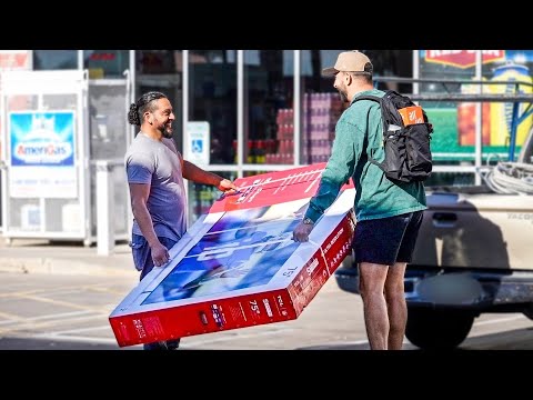 Giving Strangers Belated Christmas Presents.. thumbnail