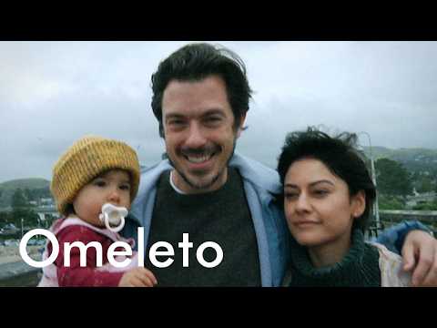 MOM AND DAD LIVE IN DIFFERENT HOUSES | Omeleto thumbnail