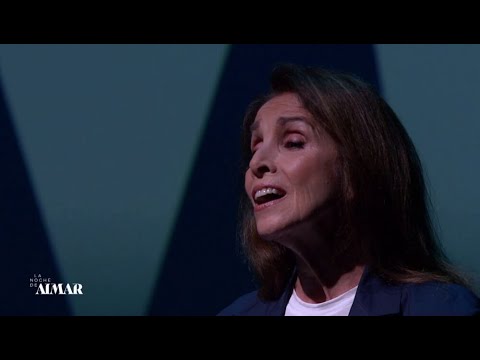 Ana Belén canta una emocionante versión de 'España camisa blanca' - La Noche de Aimar thumbnail