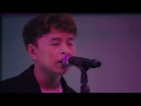 Live from FAM Studios: Rangga Jones | Divine thumbnail