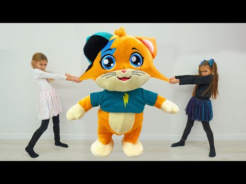 Gisele y Claudia con sus nuevos gatitos Las Ratitas thumbnail