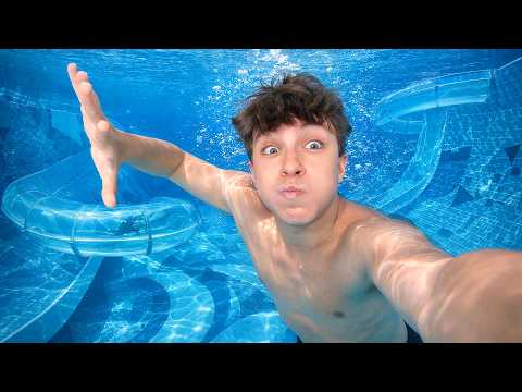 NADIE SE QUIERE IR !! | Waterpark Simulator - Parte 3 thumbnail
