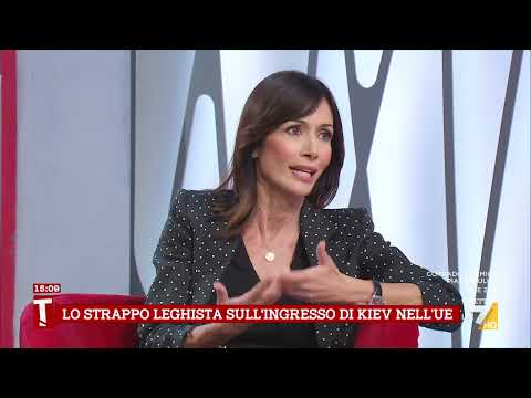 Ucraina in UE, Carfagna: "Prima richiesta fatta da Draghi con Lega in maggioranza" thumbnail