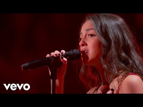Olivia Rodrigo - vampire (Live From iHeartRadio Jingle Ball 2023) thumbnail
