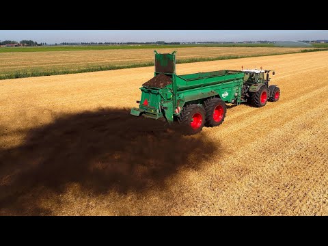 Spreading Compost | Fendt 724 w/ Tebbe MS240 spreader | Franzen Landbouw | Feed the Soil! thumbnail