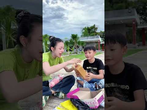 แกะของไปโรงเรียนครั้งแรก ep1 #funny #บักฮาโอ๊ต thumbnail
