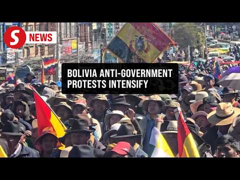 Protesters burn tires demanding Bolivia president step down thumbnail