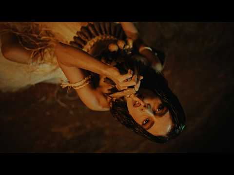 Anitta, Los Brasileros - Meia Noite (Official Music Video) thumbnail