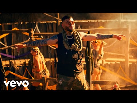 Farruko - Pepas (Official Video) thumbnail