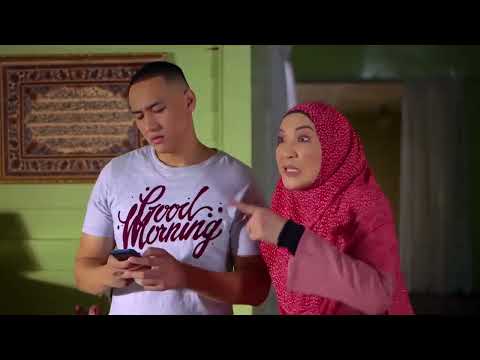 [CLIP] Cinta Bukan Kristal: Ep 2 - Syafiq Nak Jugak Aryana Tu! | Tonton thumbnail